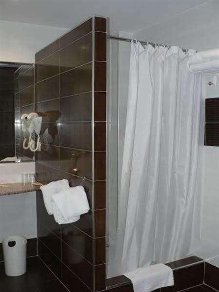 Hotel Isasa لوغرونيو المظهر الخارجي الصورة