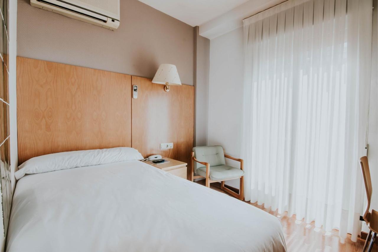 Hotel Isasa لوغرونيو المظهر الخارجي الصورة
